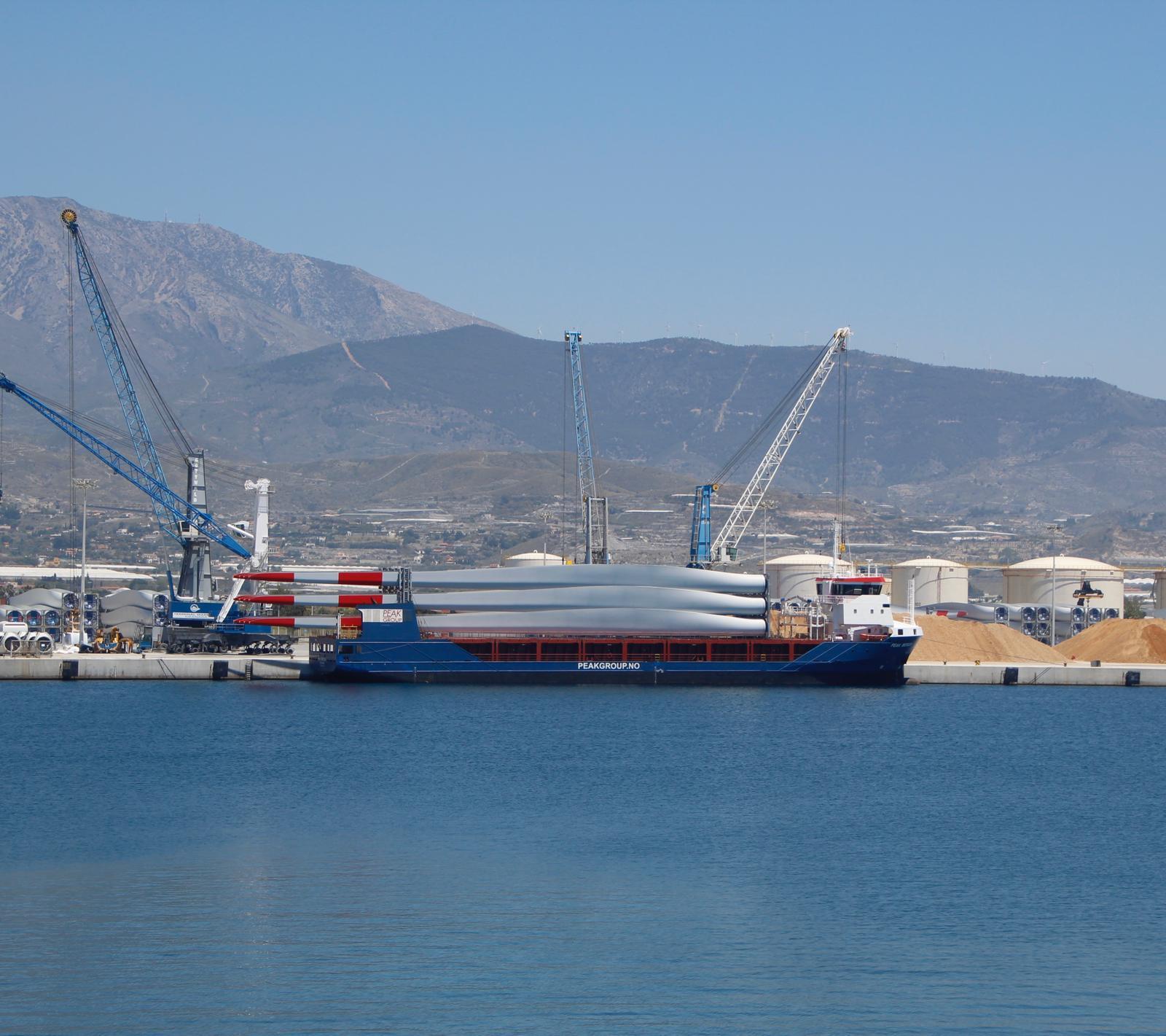 El Puerto de Motril crece un 10,66% en el tráfico de mercancías y consolida la - Noticia Puerto de Motril